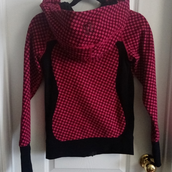 Lululemon Athletica Scuba Hoodie - Picture 5 of 9